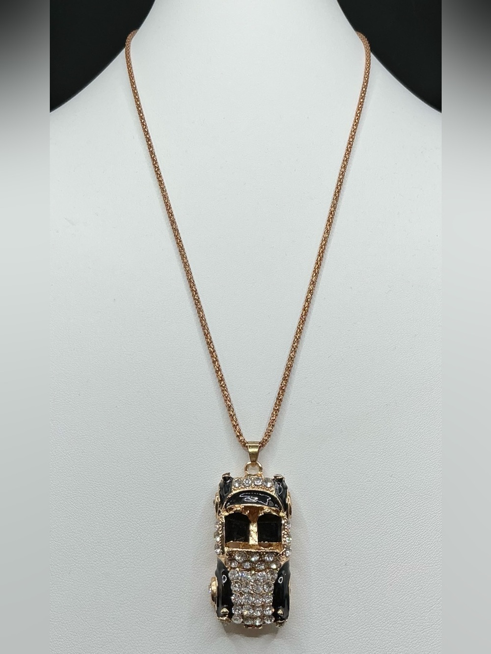 BETSY JOHNSON GOLD TONE RHINESTONE ENAMEL CONVERTIBLE CAR PENDANT NECKLACE